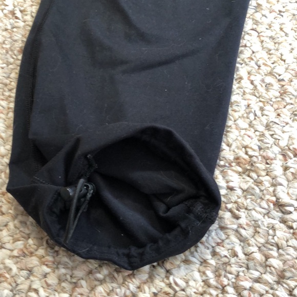 Under Armour Pants - Picture 4 of 5